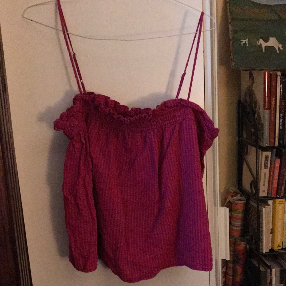 Women’s seersucker camisole in raspberry, perfect condition